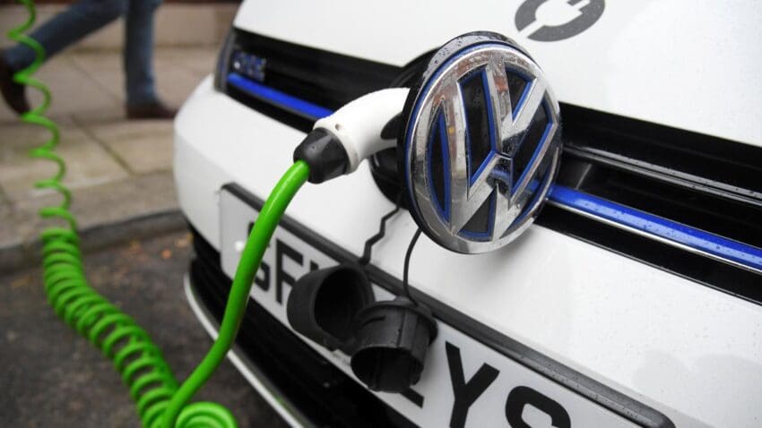 Electric cars could give UK economy a £24BN boost