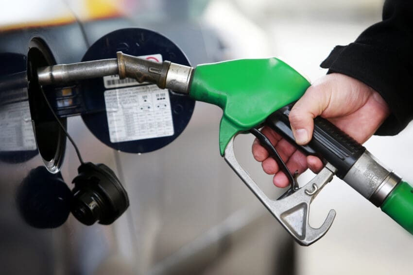 Car industry lobbied UK government to delay ban on petrol and diesel cars