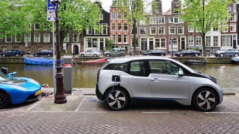 Growing demand for electric vehicles forces Europe’s C02 emissions down