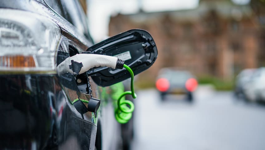 electric vehicle street charging