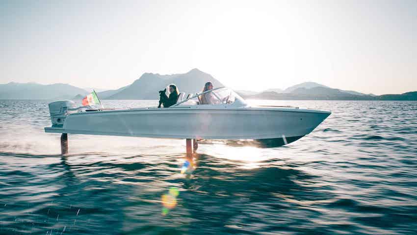 Candela: “The secret behind the flying electric speed boats”