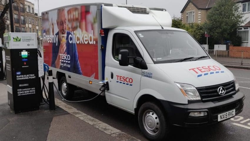 Tesco van EVzero plug in charge