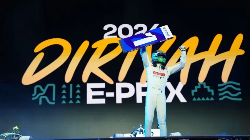 Dennis Drives to Dominant Victory in Diriyah Double-Header
