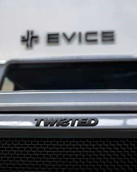 Twisted and Evice electric land rover defender prototype