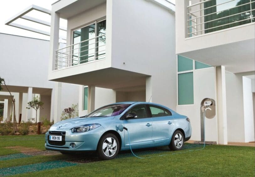 Landmark-EV-4-Renault-Fluence-ZE