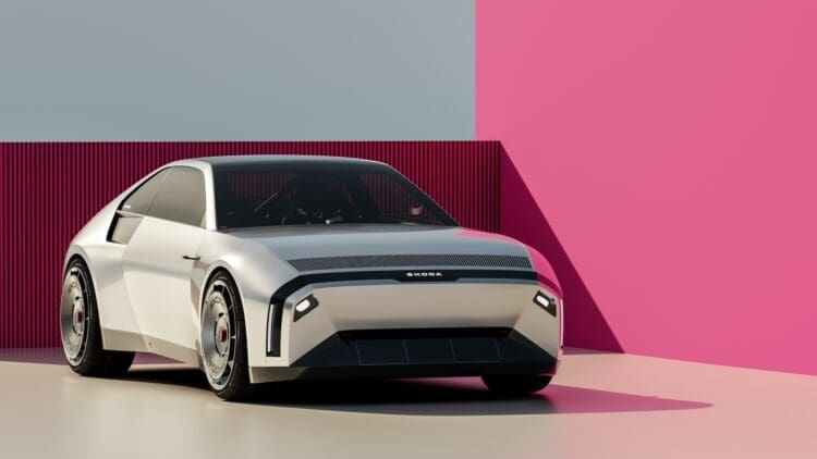 Skoda-110-R-EV