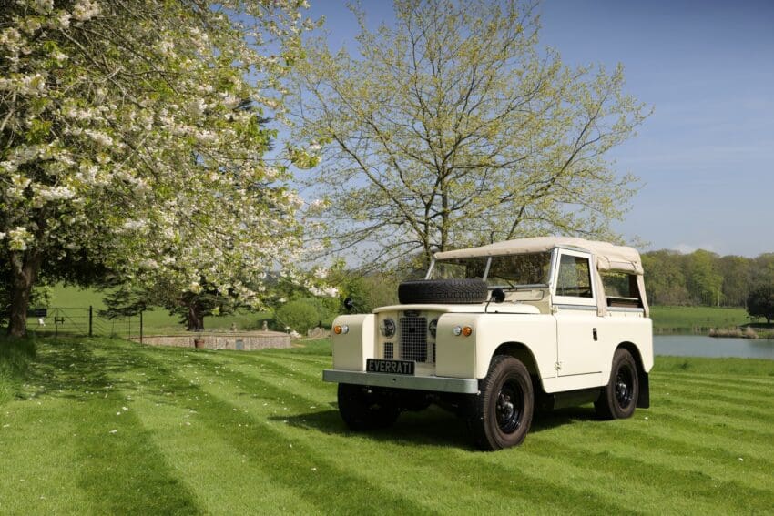 Everrati Land-Rover 