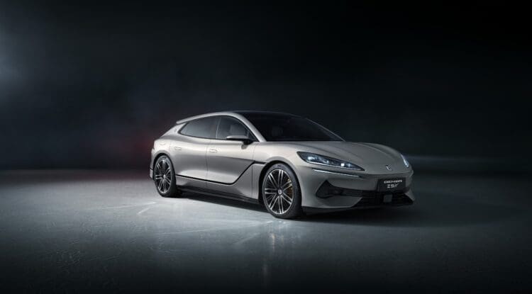 Denza Z9 gets BYD's Blade Battery 2.0
