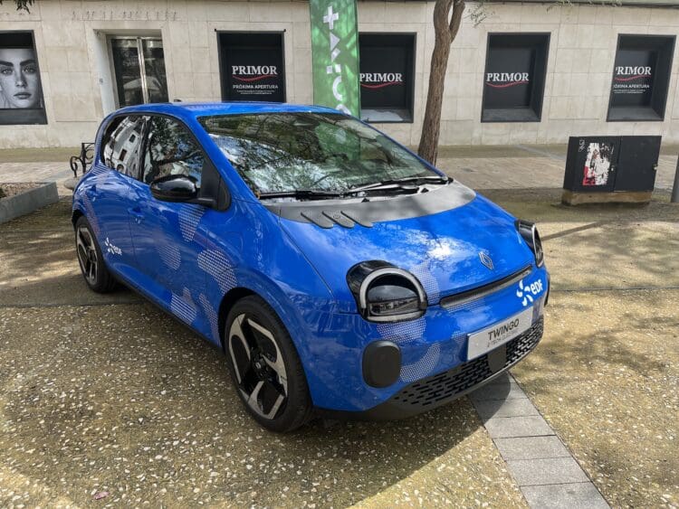 Renault Twingo van