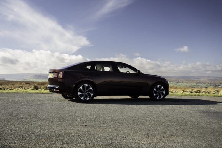 volvo es90 rear view