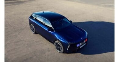 Vive la république! Armoured DS No7 Elysee joins French presidential fleet for Bastille Day