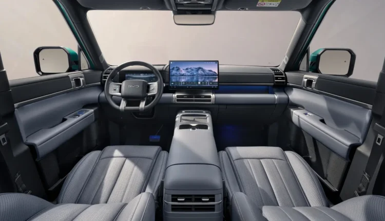 BYD Ti7 interior