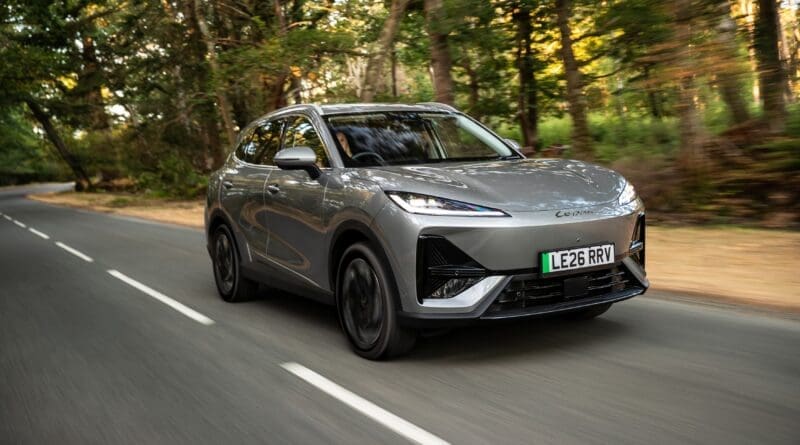 Lepas L6 driving image